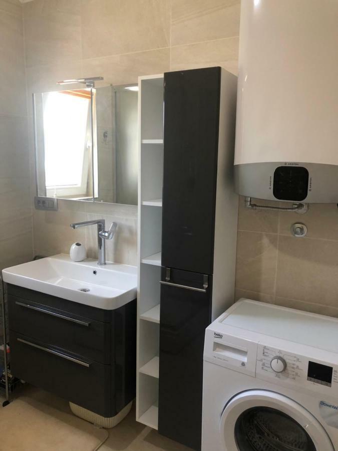 Villa Travertino Tivat Bagian luar foto